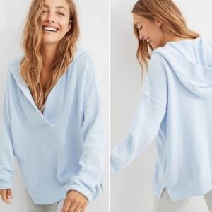 Aerie CozyUp Waffle Knit Sweater Oversized Hooded Pullover in Light Gray Size M